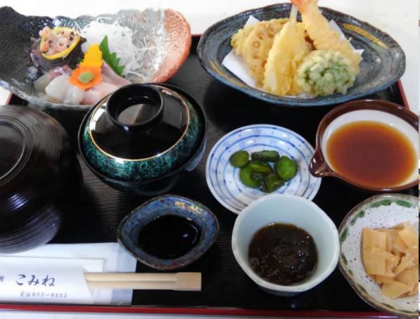 割烹旅館こみね