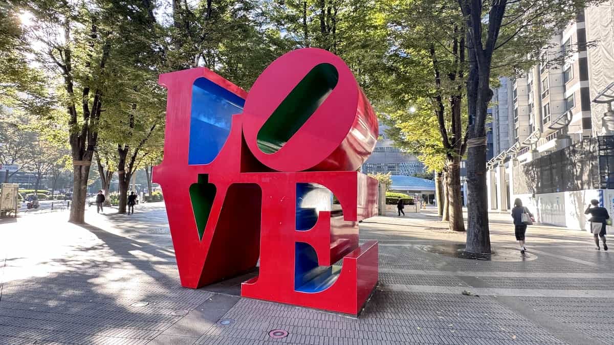 「LOVE」ロバート・インディアナ