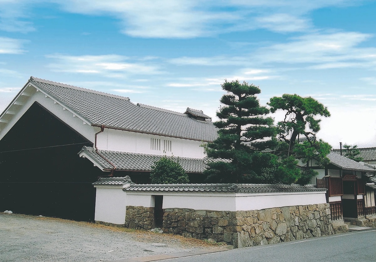 Kunin Yashiki (former Okamoto Mansion)