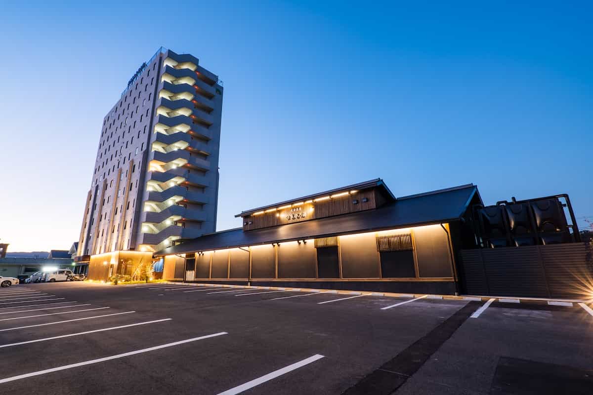 セントラルホテル伊万里（伊万里市）