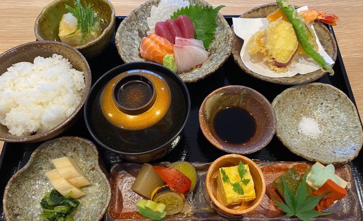 和楽ダイニング忍