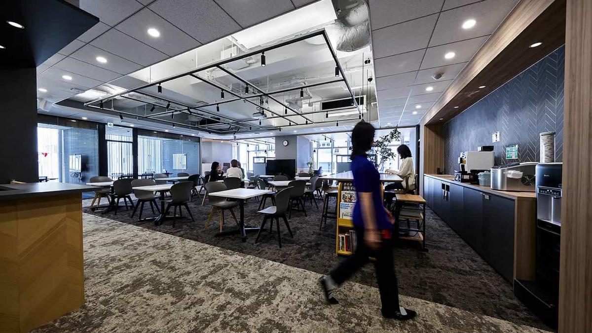 quantum cross point 飯田橋