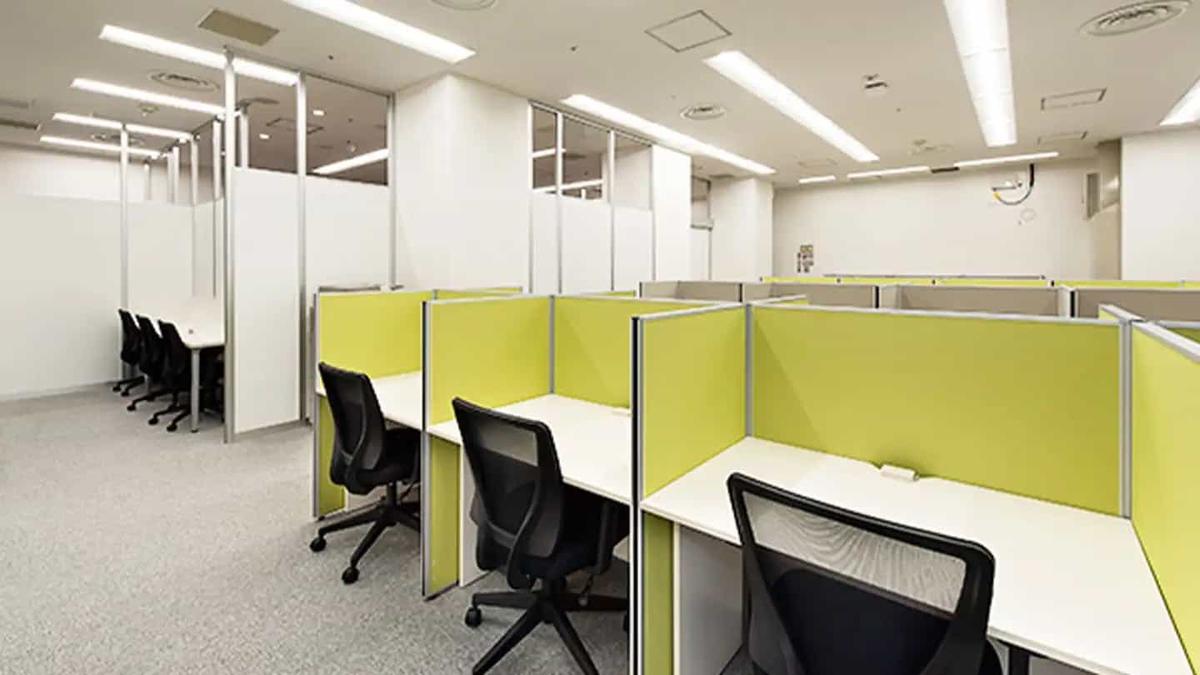 Nishi-Shinjuku Entre Salon's image 2