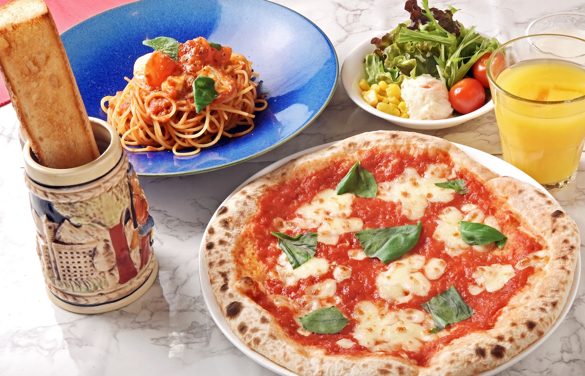 パスタ＆ピッツァ　デルパパさんプラザ店