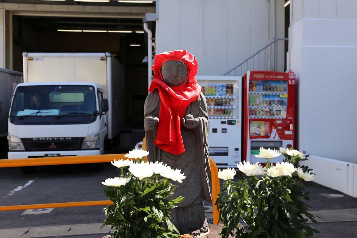 打坂地蔵尊(愛の地蔵)