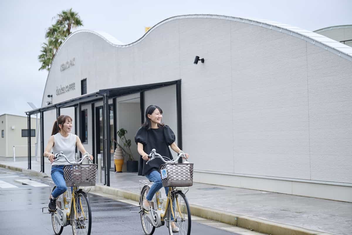 가이몬 산록 만남의 공원 로그 하우스, 캠핑장