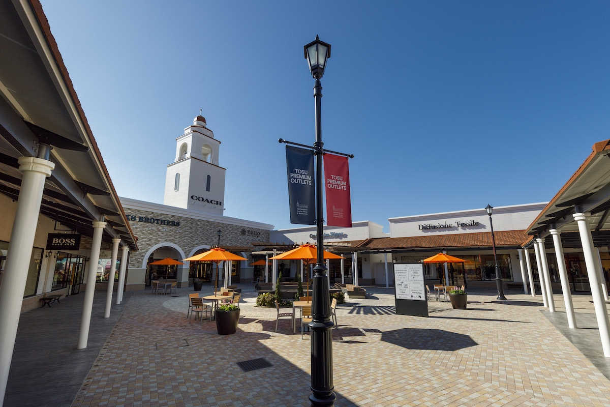 Outlet Premium Tosu (Bandar Tosu)