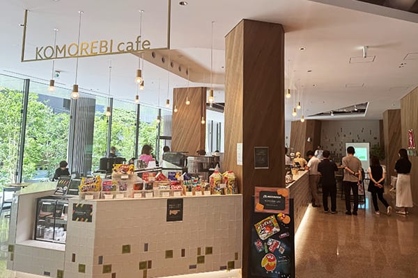 KOMOREBI cafe
