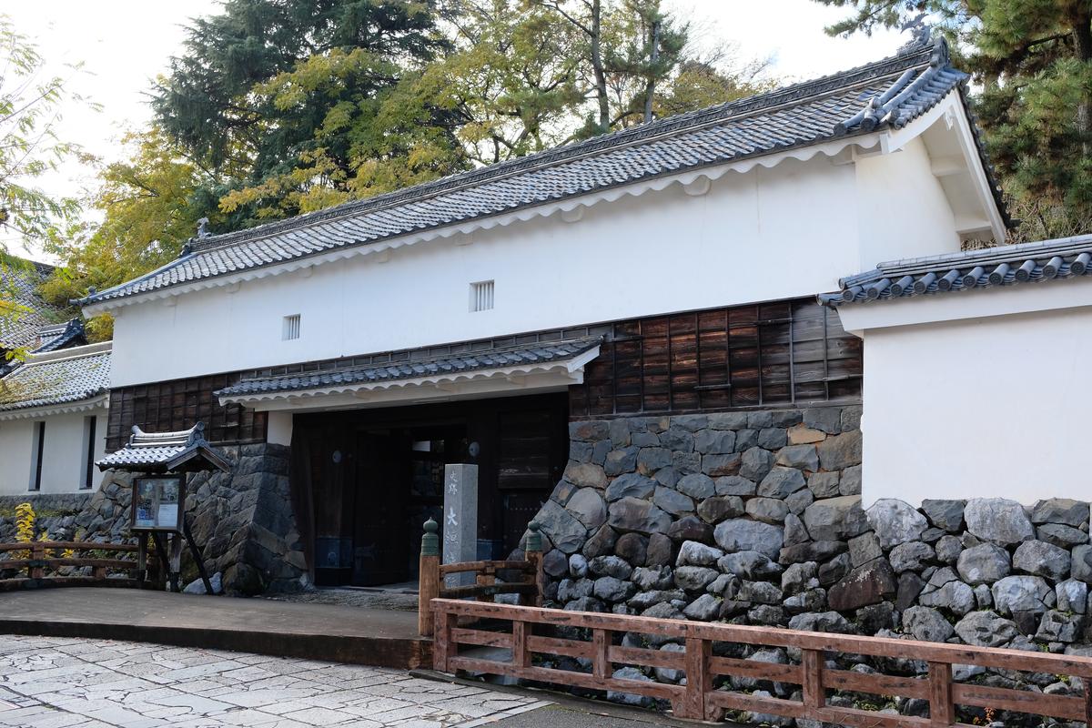 大垣城東門（旧内柳門）