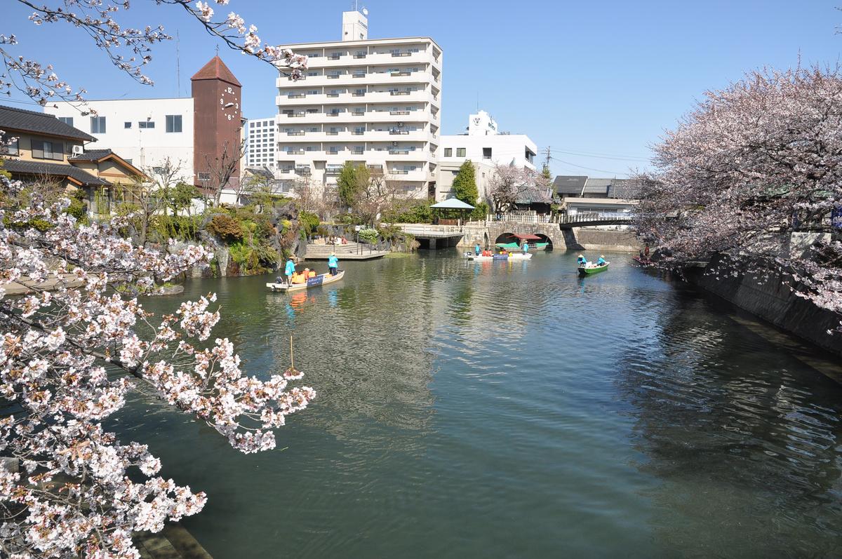 大垣城下水門川沿いの景観