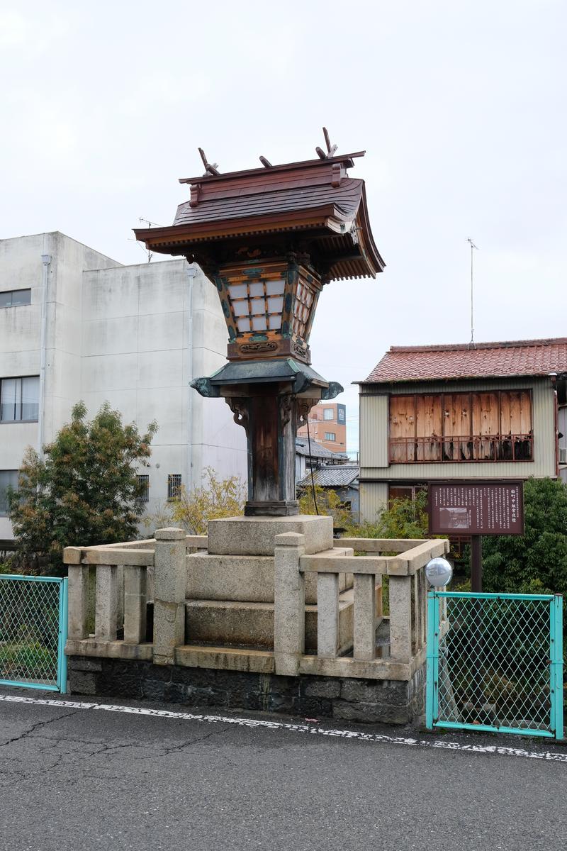 船町中組常夜燈