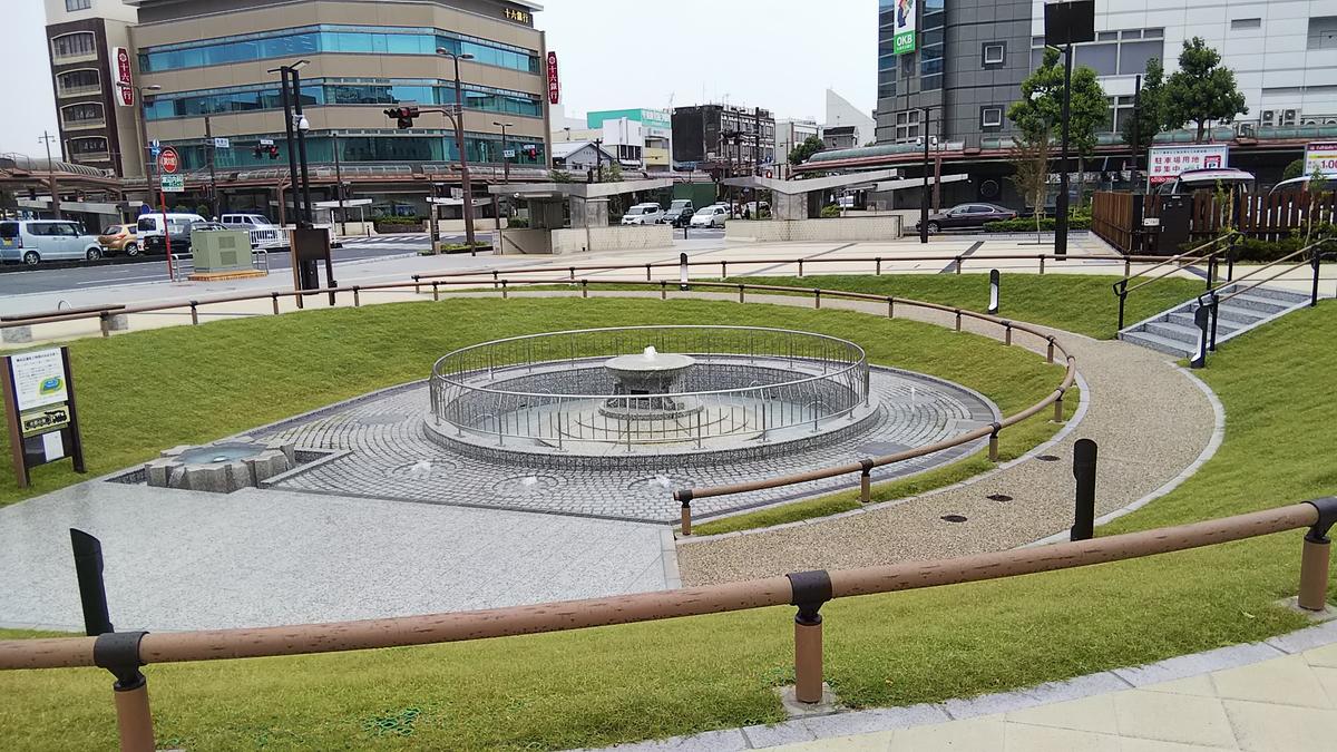 大垣駅南街区広場