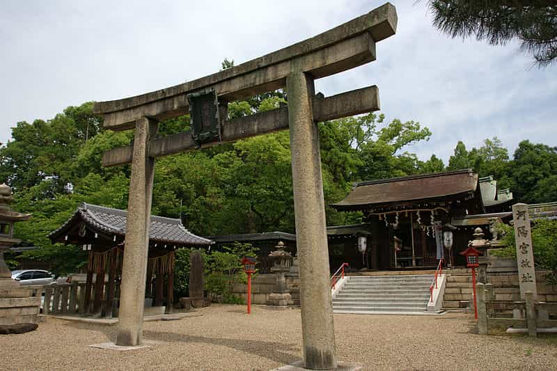 離宮八幡宮