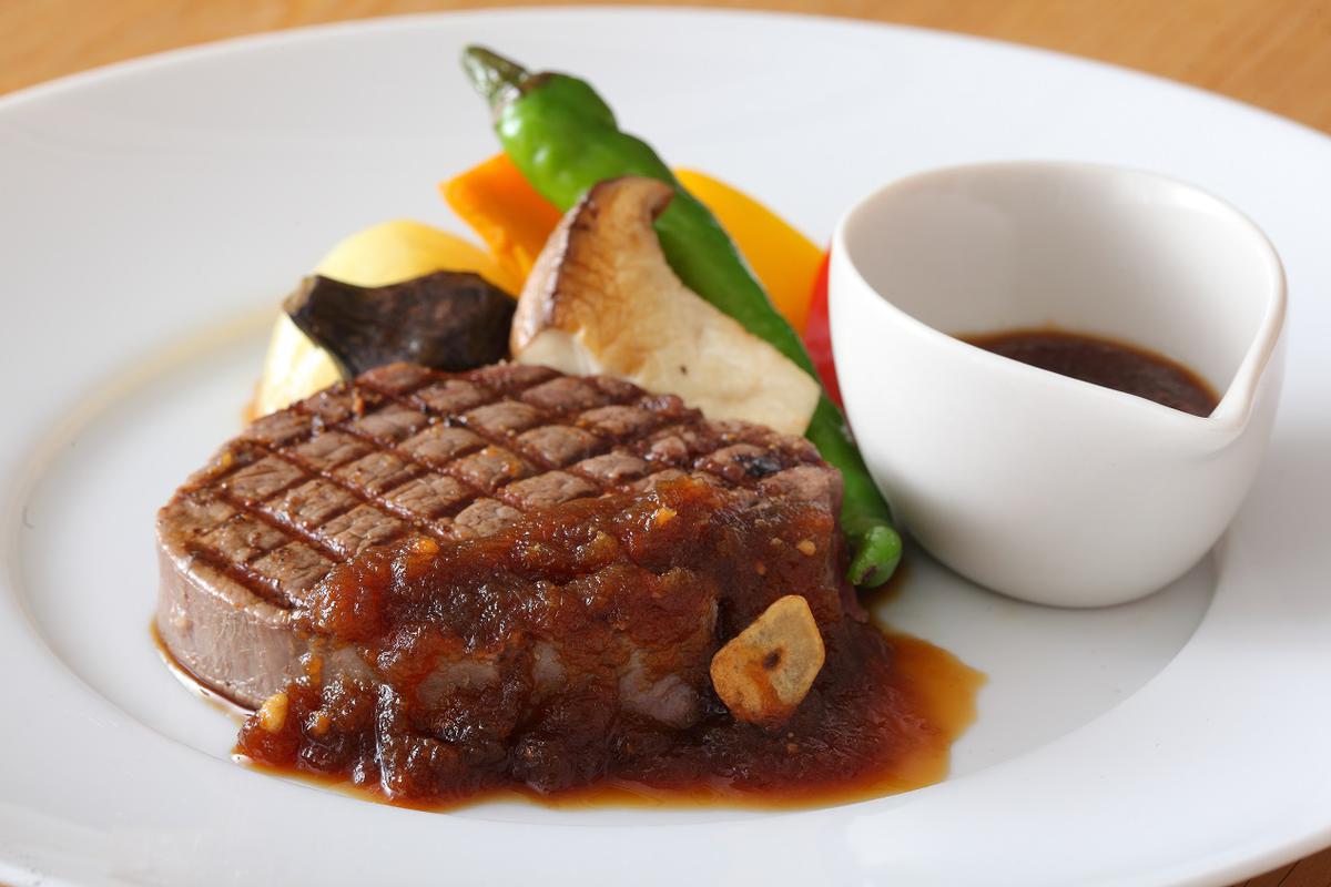 洋食かるみあ（洋食）